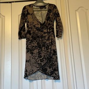 NewYork and company quarter sleeve wrap dress sz.S